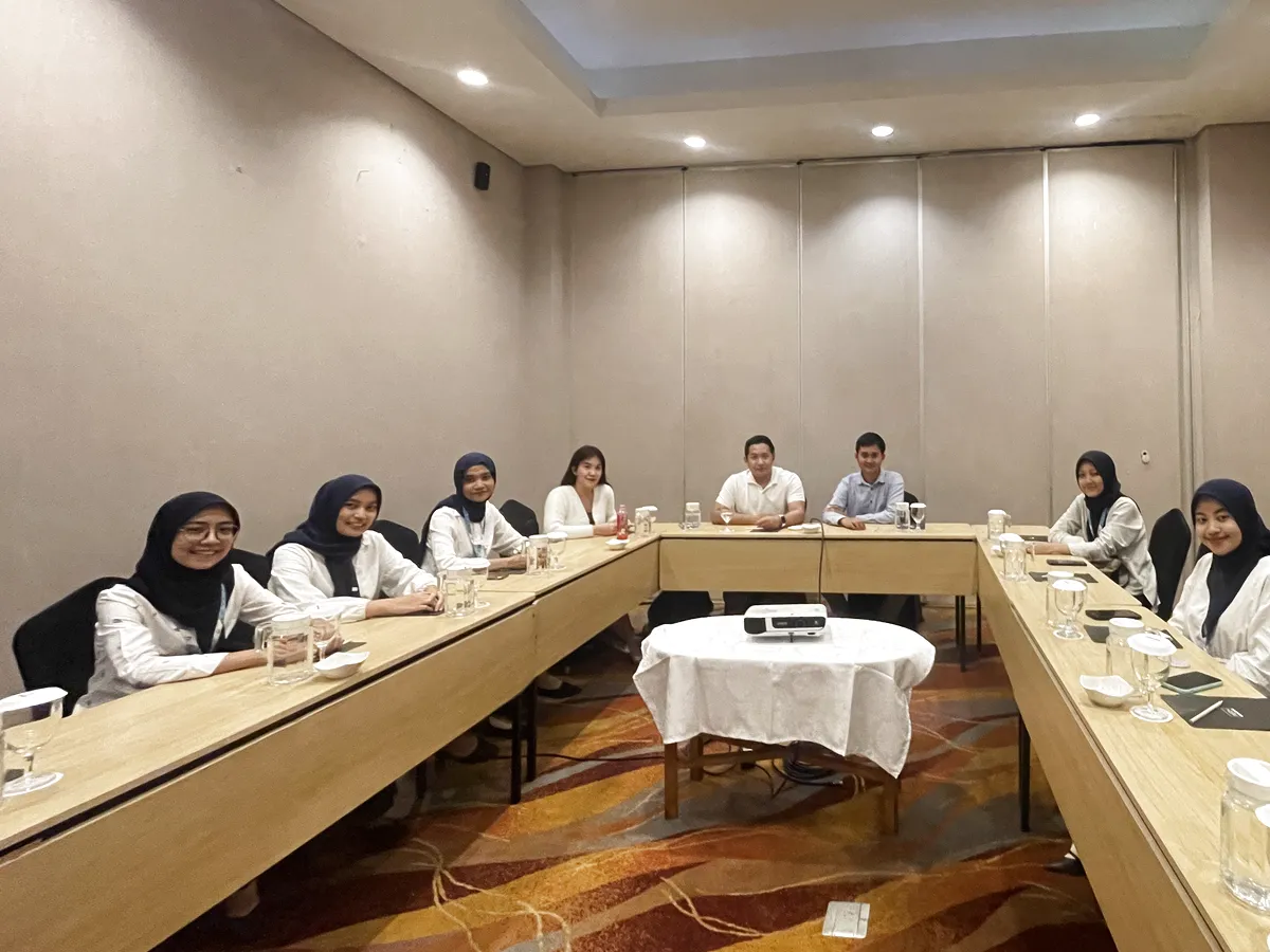 Tim Bantu Pengusaha dalam rapat kerja